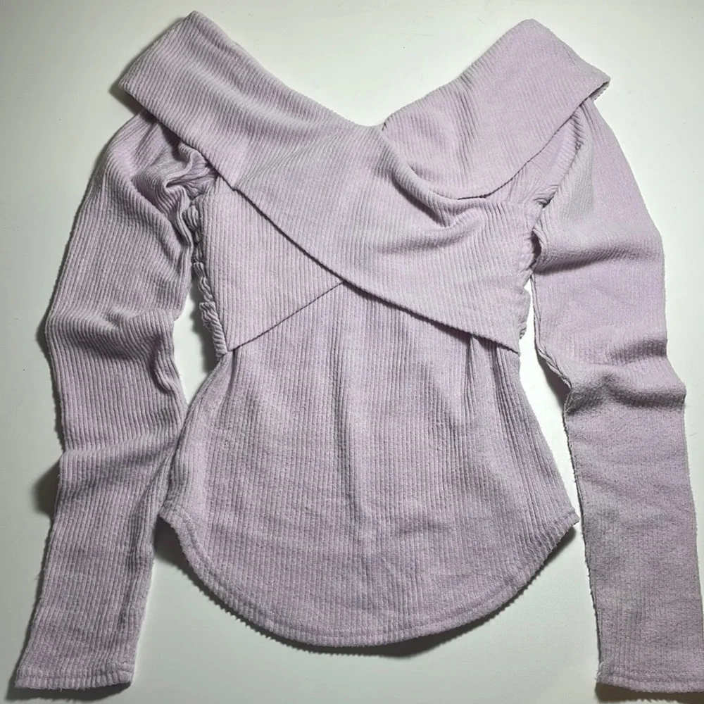 Free People frost lavender cross-over ribbed knit top Size S - Picture 8 of 8